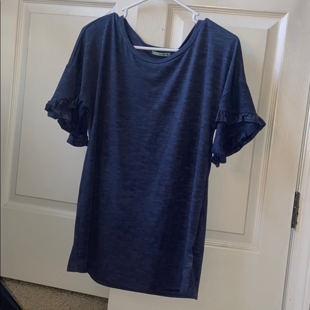 navy blue top